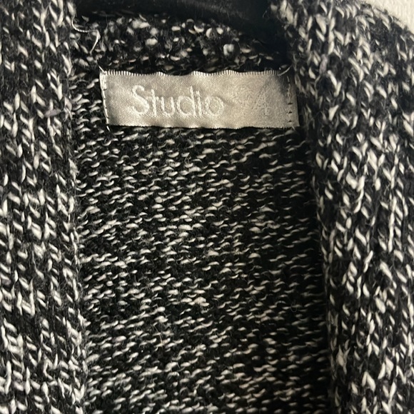 Studio 94 - Picture 5 of 11